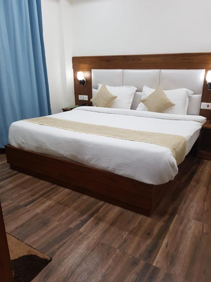 Hotel The Paal Shimla Buitenkant foto